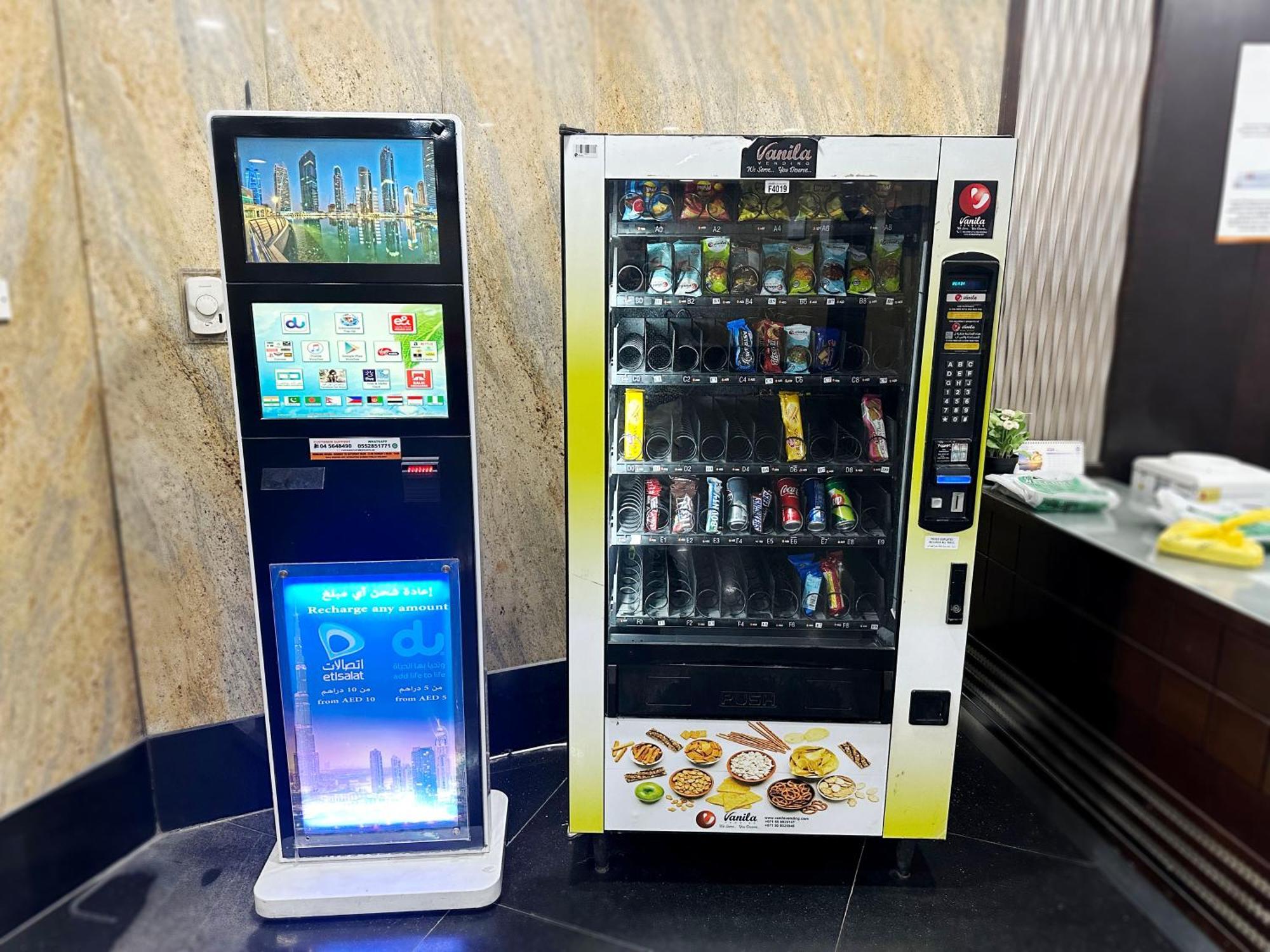 Nomad Partition Room In Barsha Heights 3 Mins To Icm Metro ドバイ エクステリア 写真