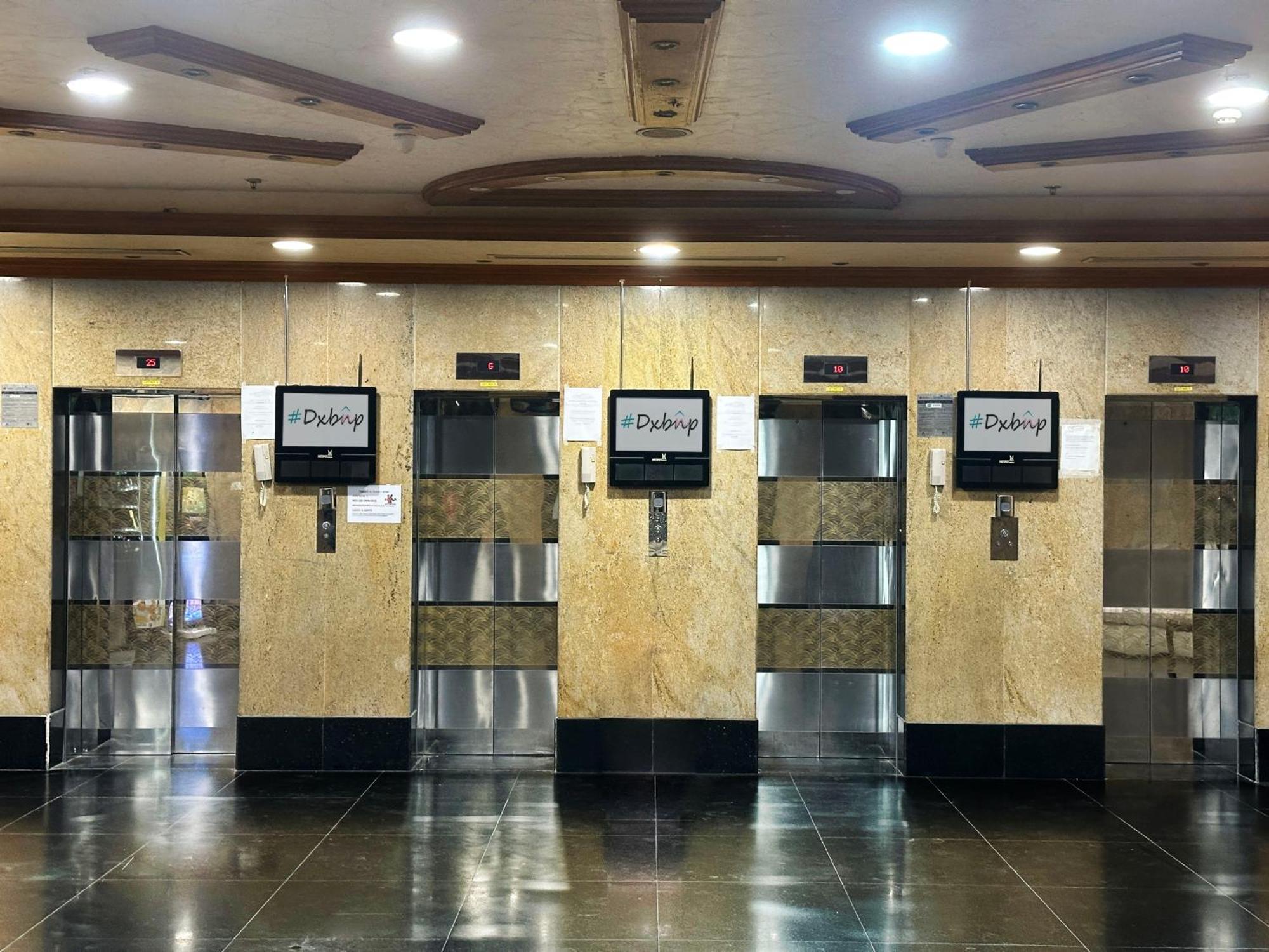 Nomad Partition Room In Barsha Heights 3 Mins To Icm Metro ドバイ エクステリア 写真